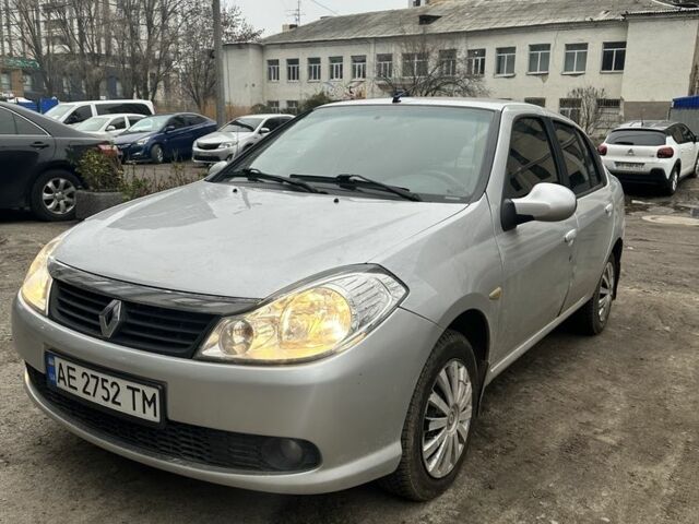 Сірий Рено Clio Symbol, об'ємом двигуна 1.4 л та пробігом 202 тис. км за 4400 $, фото 1 на Automoto.ua