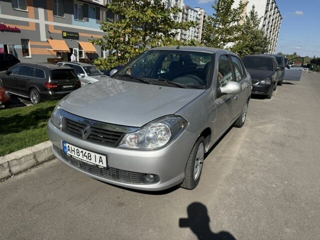 Серый Рено Clio Symbol, объемом двигателя 1.4 л и пробегом 177 тыс. км за 3200 $, фото 1 на Automoto.ua