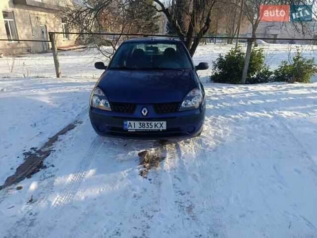 Синий Рено Clio Symbol, объемом двигателя 1.39 л и пробегом 213 тыс. км за 3000 $, фото 1 на Automoto.ua