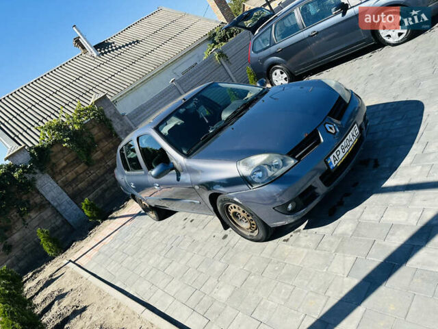 Синий Рено Clio Symbol, объемом двигателя 1.39 л и пробегом 210 тыс. км за 3300 $, фото 1 на Automoto.ua