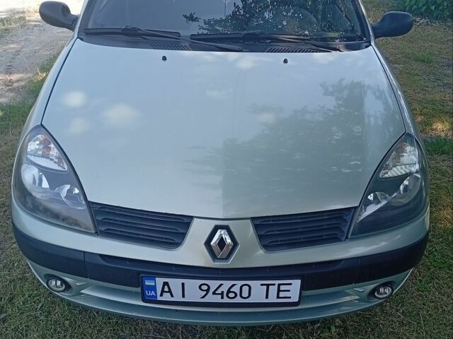 Зеленый Рено Clio Symbol, объемом двигателя 1.4 л и пробегом 252 тыс. км за 2900 $, фото 1 на Automoto.ua