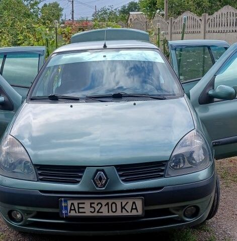 Зеленый Рено Clio Symbol, объемом двигателя 1.4 л и пробегом 185 тыс. км за 3300 $, фото 1 на Automoto.ua