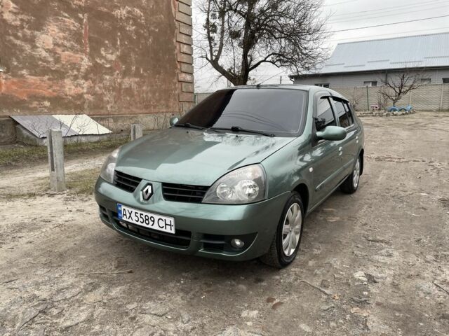 Зеленый Рено Clio Symbol, объемом двигателя 1.4 л и пробегом 245 тыс. км за 3500 $, фото 1 на Automoto.ua