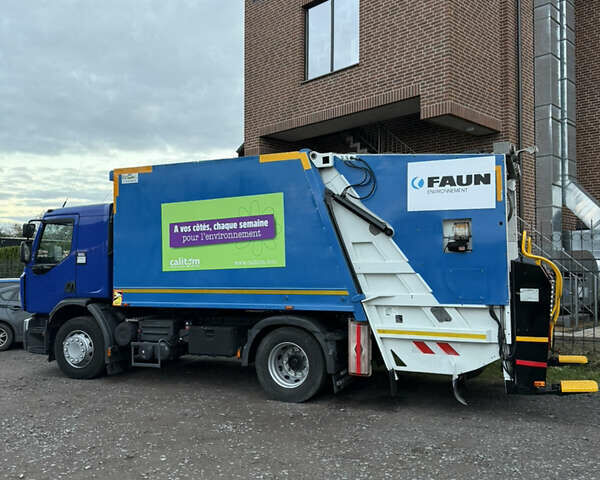 Синий Рено D Wide, объемом двигателя 10.84 л и пробегом 300 тыс. км за 65000 $, фото 1 на Automoto.ua