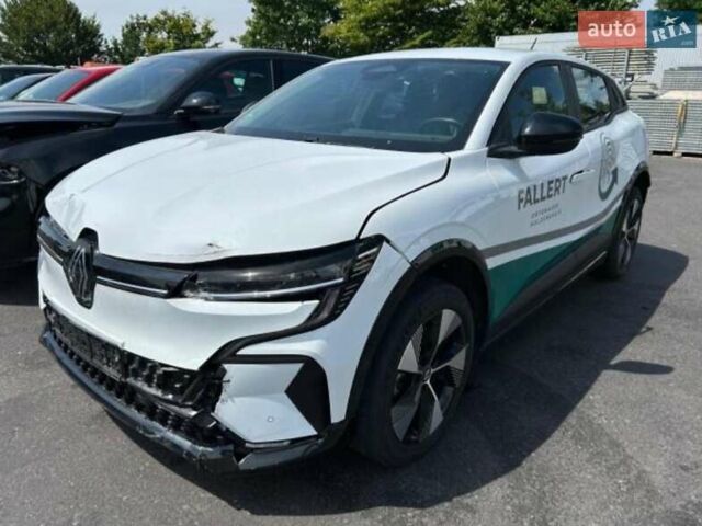 Белый Рено Megane E-Tech, объемом двигателя 0 л и пробегом 37 тыс. км за 17700 $, фото 1 на Automoto.ua