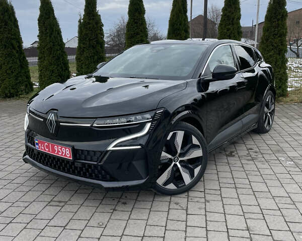 Чорний Рено Megane E-Tech, об'ємом двигуна 0 л та пробігом 111 тис. км за 21900 $, фото 1 на Automoto.ua