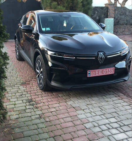 Черный Рено Megane E-Tech, объемом двигателя 0 л и пробегом 107 тыс. км за 17999 $, фото 1 на Automoto.ua