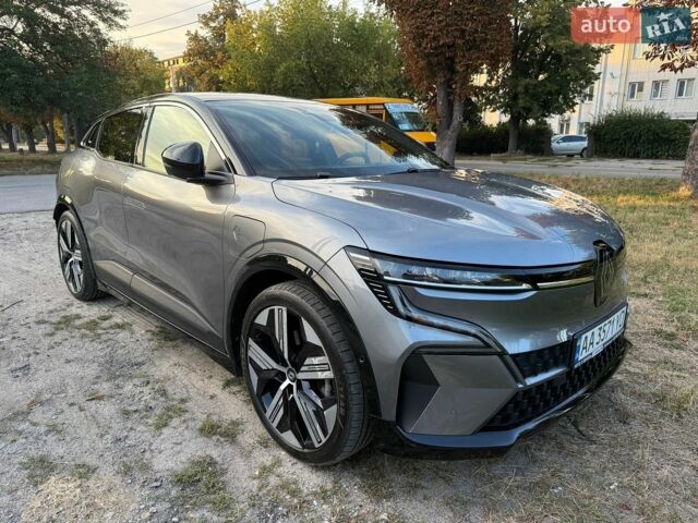 Сірий Рено Megane E-Tech, об'ємом двигуна 0 л та пробігом 30 тис. км за 20500 $, фото 1 на Automoto.ua