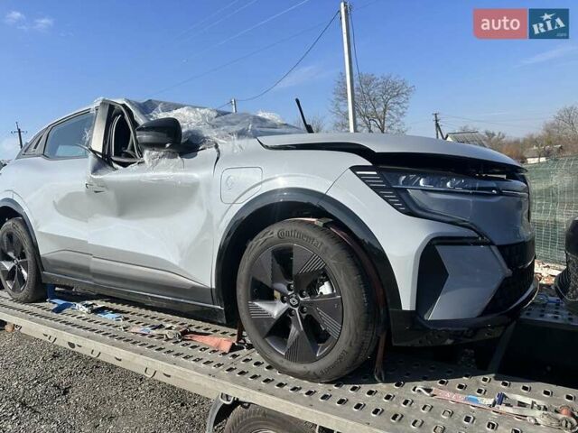 Сірий Рено Megane E-Tech, об'ємом двигуна 0 л та пробігом 10 тис. км за 11750 $, фото 1 на Automoto.ua