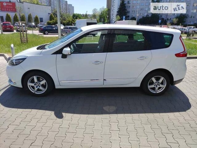 Білий Рено Megane Scenic, об'ємом двигуна 1.5 л та пробігом 250 тис. км за 8700 $, фото 1 на Automoto.ua