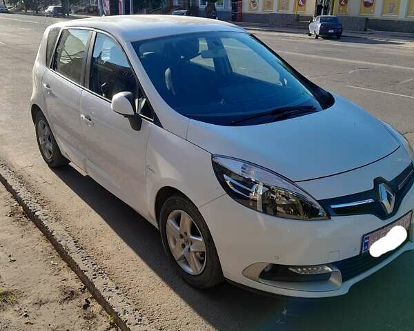 Белый Рено Megane Scenic, объемом двигателя 1.46 л и пробегом 203 тыс. км за 10200 $, фото 1 на Automoto.ua