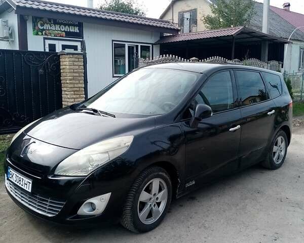 Черный Рено Megane Scenic, объемом двигателя 1.9 л и пробегом 270 тыс. км за 7800 $, фото 1 на Automoto.ua