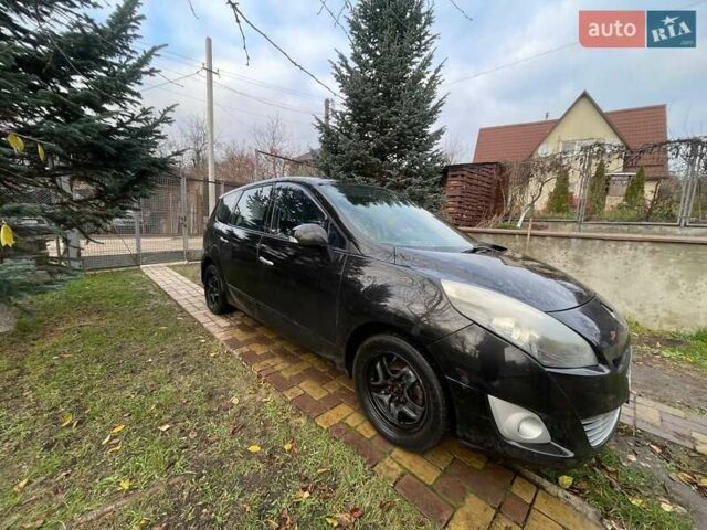 Черный Рено Megane Scenic, объемом двигателя 1.9 л и пробегом 269 тыс. км за 6500 $, фото 1 на Automoto.ua