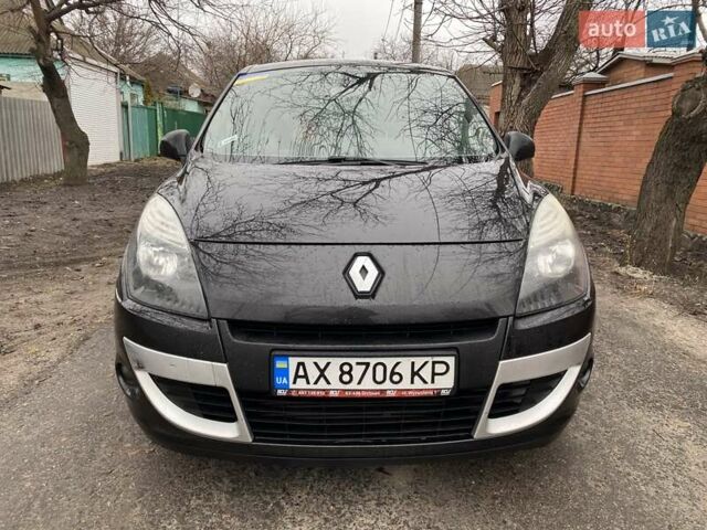 Черный Рено Megane Scenic, объемом двигателя 1.5 л и пробегом 234 тыс. км за 6500 $, фото 1 на Automoto.ua