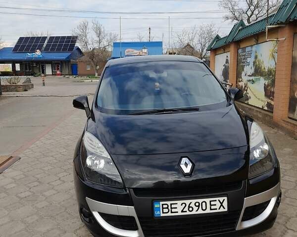 Черный Рено Megane Scenic, объемом двигателя 1.6 л и пробегом 290 тыс. км за 7150 $, фото 1 на Automoto.ua