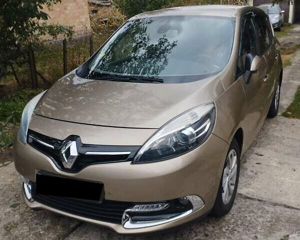 Рено Megane Scenic, об'ємом двигуна 1.6 л та пробігом 233 тис. км за 9600 $, фото 1 на Automoto.ua