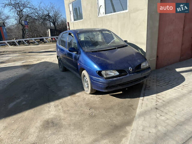 Серый Рено Megane Scenic, объемом двигателя 0 л и пробегом 274 тыс. км за 1999 $, фото 1 на Automoto.ua