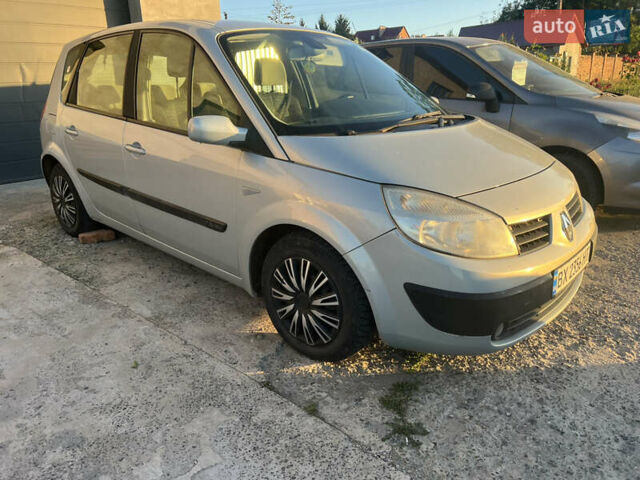 Сірий Рено Megane Scenic, об'ємом двигуна 1.6 л та пробігом 211 тис. км за 3999 $, фото 1 на Automoto.ua