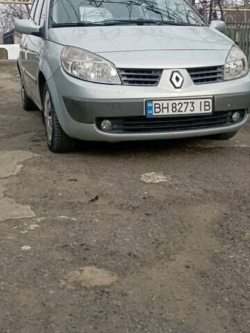 Серый Рено Megane Scenic, объемом двигателя 1.9 л и пробегом 270 тыс. км за 4000 $, фото 1 на Automoto.ua