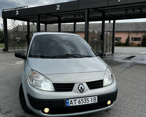 Серый Рено Megane Scenic, объемом двигателя 1.6 л и пробегом 219 тыс. км за 4750 $, фото 1 на Automoto.ua