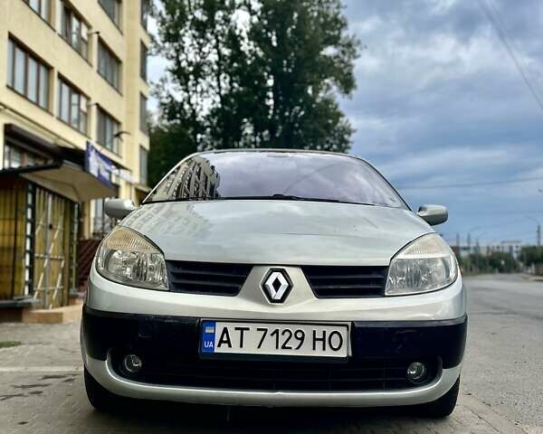 Серый Рено Megane Scenic, объемом двигателя 1.6 л и пробегом 293 тыс. км за 4200 $, фото 1 на Automoto.ua