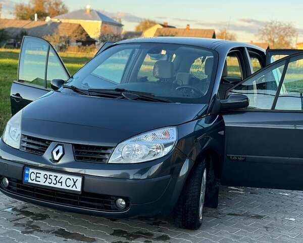 Серый Рено Megane Scenic, объемом двигателя 1.6 л и пробегом 312 тыс. км за 5200 $, фото 1 на Automoto.ua