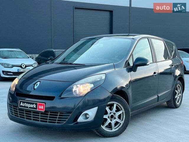 Сірий Рено Megane Scenic, об'ємом двигуна 1.5 л та пробігом 243 тис. км за 6990 $, фото 1 на Automoto.ua
