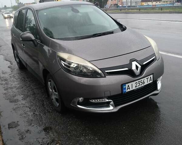 Серый Рено Megane Scenic, объемом двигателя 1.5 л и пробегом 202 тыс. км за 9700 $, фото 1 на Automoto.ua