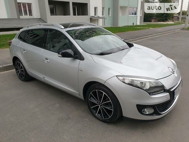 Серый Рено Megane Scenic, объемом двигателя 1.5 л и пробегом 198 тыс. км за 9800 $, фото 1 на Automoto.ua