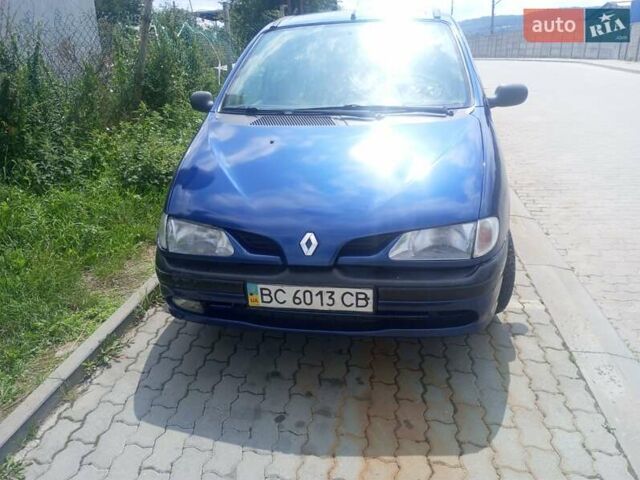 Синій Рено Megane Scenic, об'ємом двигуна 1.6 л та пробігом 389 тис. км за 3000 $, фото 1 на Automoto.ua