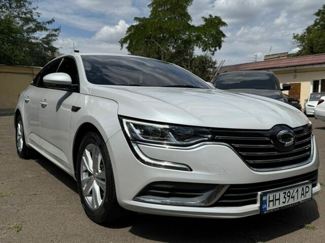 Белый Рено Samsung SM6, объемом двигателя 2 л и пробегом 92 тыс. км за 13700 $, фото 1 на Automoto.ua