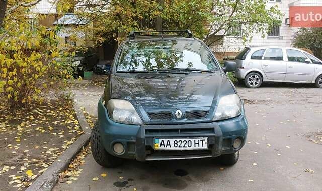 Зеленый Рено Scenic RX4, объемом двигателя 2 л и пробегом 400 тыс. км за 3000 $, фото 1 на Automoto.ua