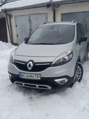 Серый Рено Scenic XMOD, объемом двигателя 1.46 л и пробегом 220 тыс. км за 10200 $, фото 1 на Automoto.ua