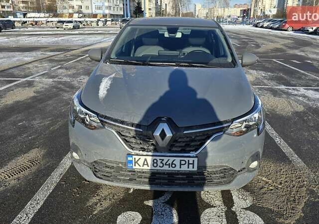 Сірий Рено Taliant, об'ємом двигуна 1 л та пробігом 2 тис. км за 16000 $, фото 1 на Automoto.ua