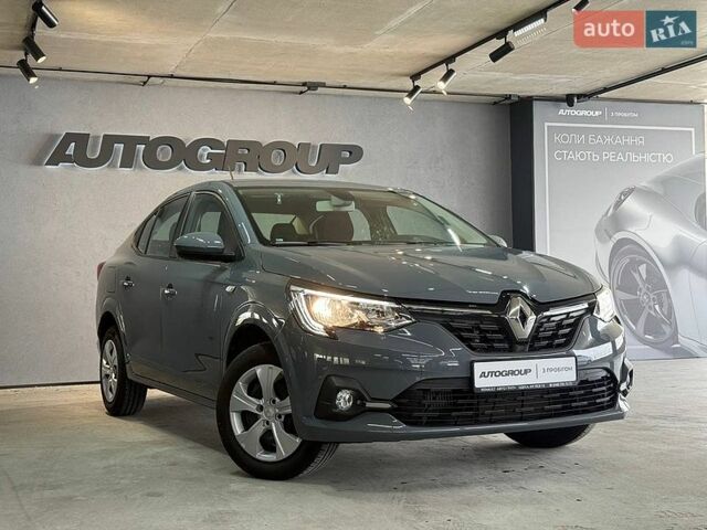 Серый Рено Taliant, объемом двигателя 1 л и пробегом 23 тыс. км за 13500 $, фото 1 на Automoto.ua
