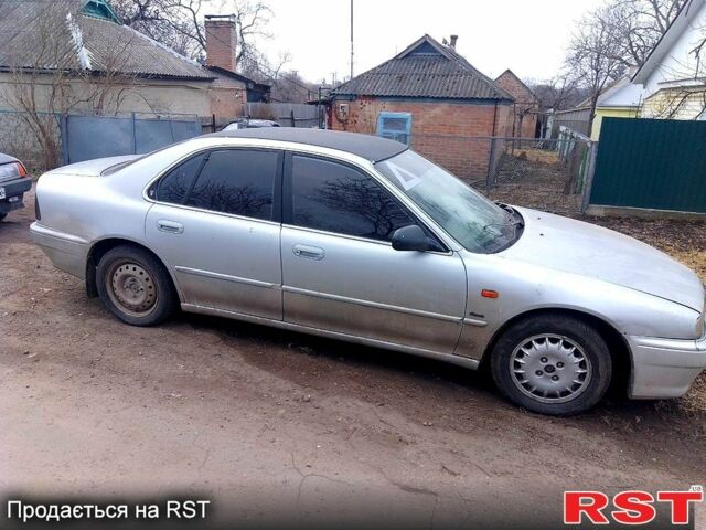 Серый Ровер 620, объемом двигателя 2 л и пробегом 240 тыс. км за 1900 $, фото 1 на Automoto.ua