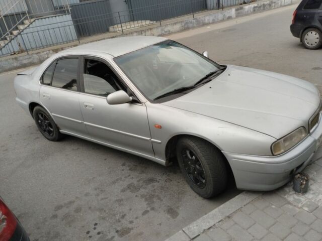 Серый Ровер 620, объемом двигателя 2 л и пробегом 350 тыс. км за 1209 $, фото 1 на Automoto.ua