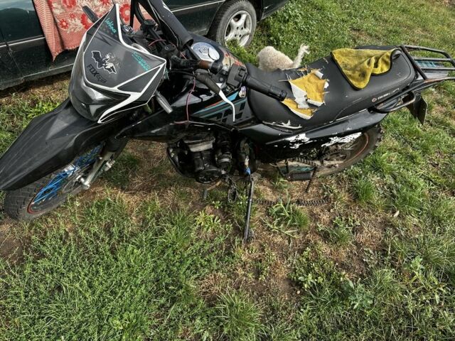 Синий Ровер 75, объемом двигателя 2 л и пробегом 300 тыс. км за 903 $, фото 1 на Automoto.ua