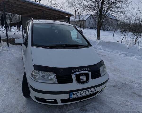 Белый Сеат Альхамбра, объемом двигателя 1.9 л и пробегом 320 тыс. км за 3500 $, фото 1 на Automoto.ua