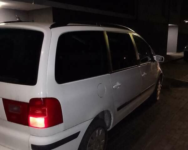 Білий Сеат Альхамбра, об'ємом двигуна 1.9 л та пробігом 270 тис. км за 3000 $, фото 1 на Automoto.ua