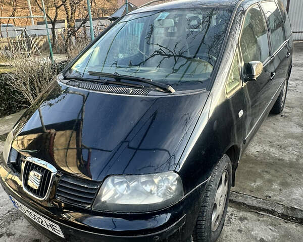 Черный Сеат Альхамбра, объемом двигателя 1.9 л и пробегом 299 тыс. км за 3600 $, фото 1 на Automoto.ua