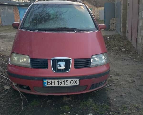 Красный Сеат Альхамбра, объемом двигателя 1.9 л и пробегом 340 тыс. км за 4000 $, фото 1 на Automoto.ua