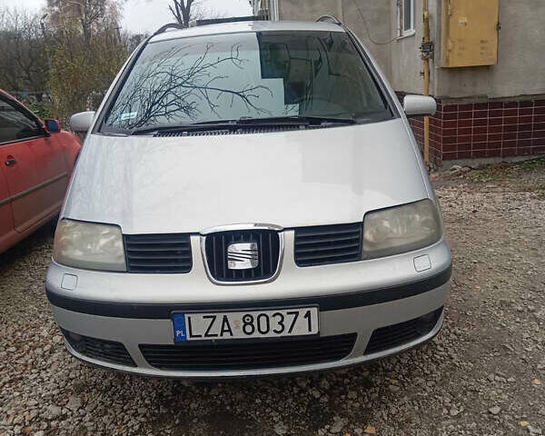 Серый Сеат Альхамбра, объемом двигателя 1.9 л и пробегом 290 тыс. км за 2700 $, фото 1 на Automoto.ua