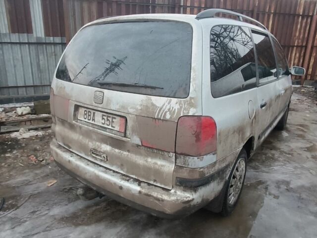 Серый Сеат Альхамбра, объемом двигателя 0 л и пробегом 310 тыс. км за 579 $, фото 1 на Automoto.ua