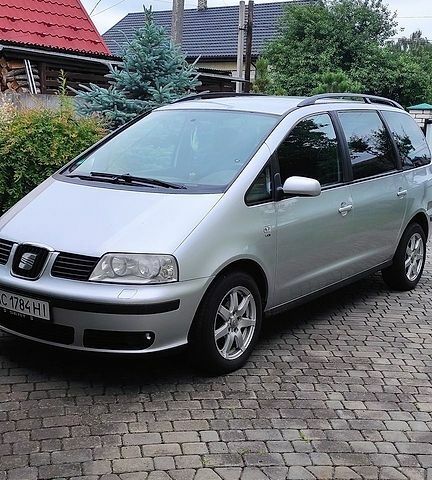 Сірий Сеат Альхамбра, об'ємом двигуна 2 л та пробігом 266 тис. км за 6500 $, фото 1 на Automoto.ua