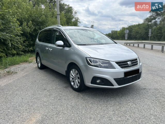 Серый Сеат Альхамбра, объемом двигателя 2 л и пробегом 225 тыс. км за 16500 $, фото 1 на Automoto.ua
