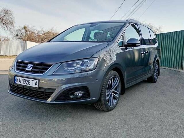 Серый Сеат Альхамбра, объемом двигателя 2 л и пробегом 231 тыс. км за 18990 $, фото 1 на Automoto.ua