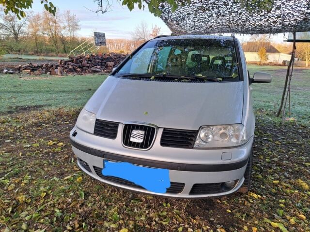Сеат Альхамбра 2003 в Глобино на Automoto.ua Серый Сеат Альхамбра, объемом двигателя 0 л и пробегом 349 тыс. км за 2679 $, фото 1 на Automoto.ua