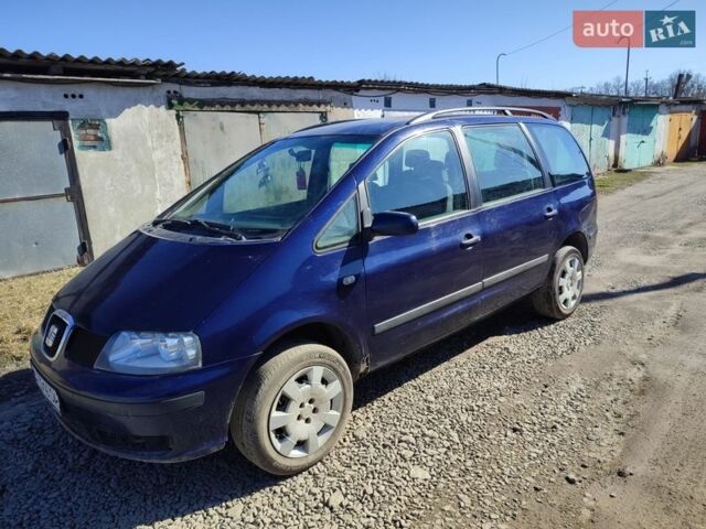 Синий Сеат Альхамбра, объемом двигателя 1.98 л и пробегом 330 тыс. км за 2900 $, фото 1 на Automoto.ua
