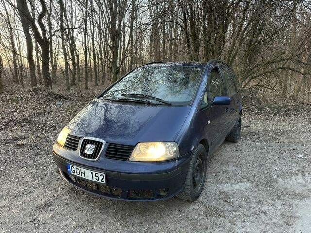 Синий Сеат Альхамбра, объемом двигателя 0 л и пробегом 350 тыс. км за 1100 $, фото 1 на Automoto.ua